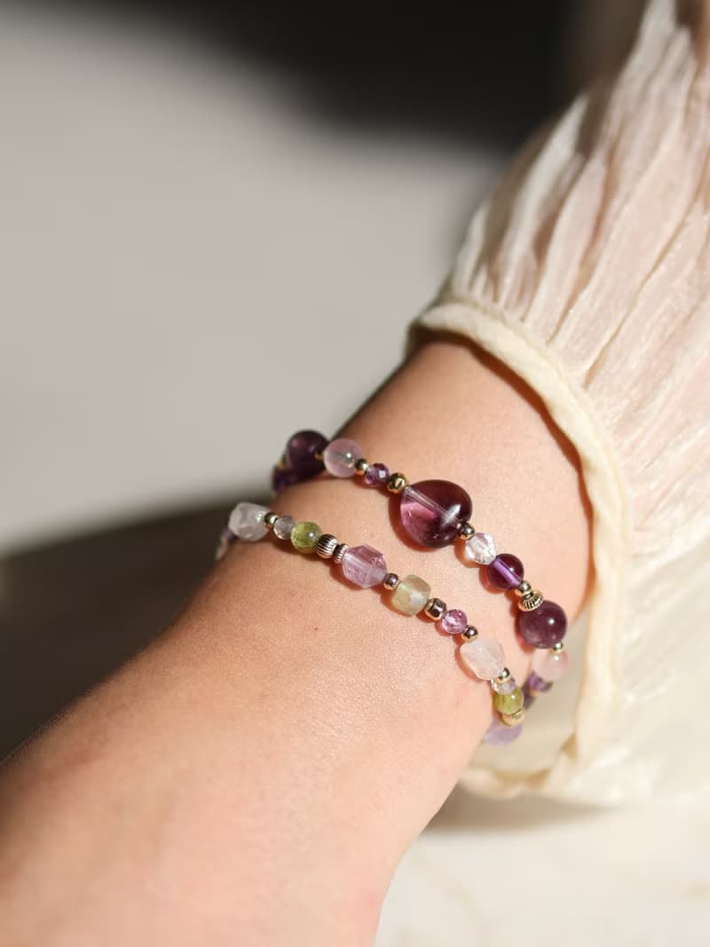 鳶尾計畫。紫水晶愛心 星光粉晶 紫鋰雲母 14KGF 水晶礦石手鍊