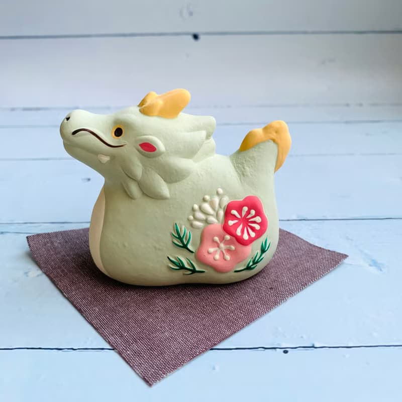 幸福優雅龍-淺綠色-生肖吉祥物(龍)