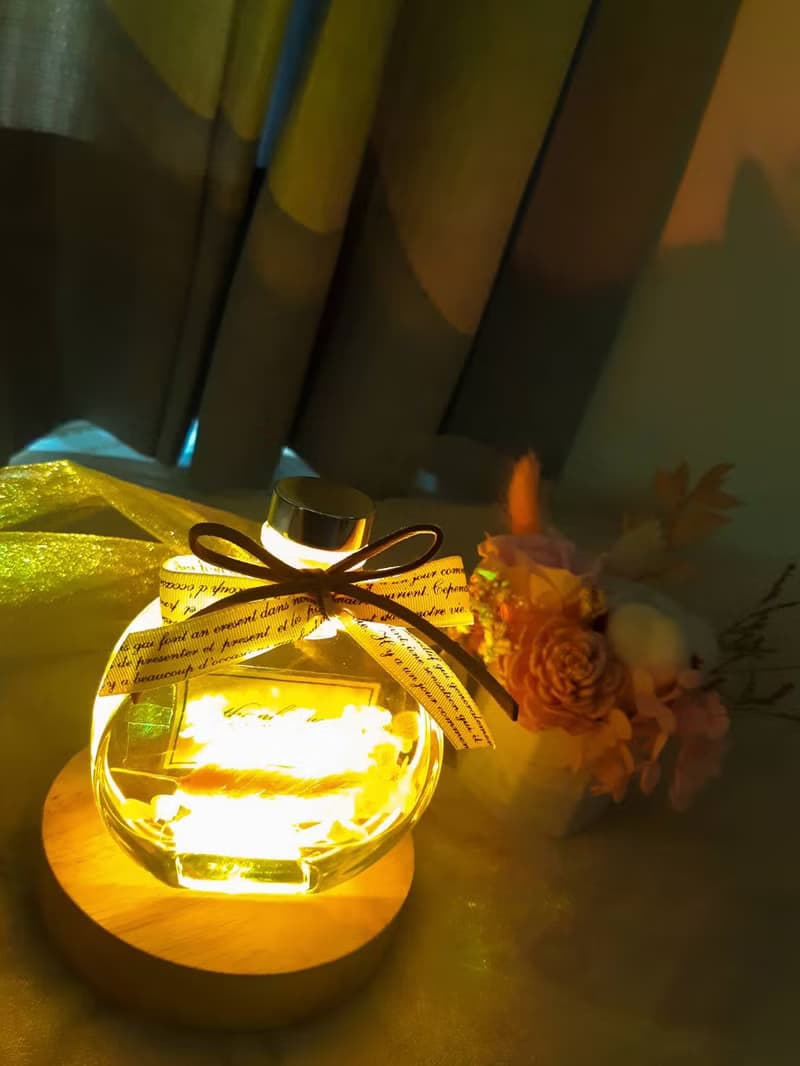 不凋繡球浮游花  畢業禮物 USB小夜燈 交換禮物
