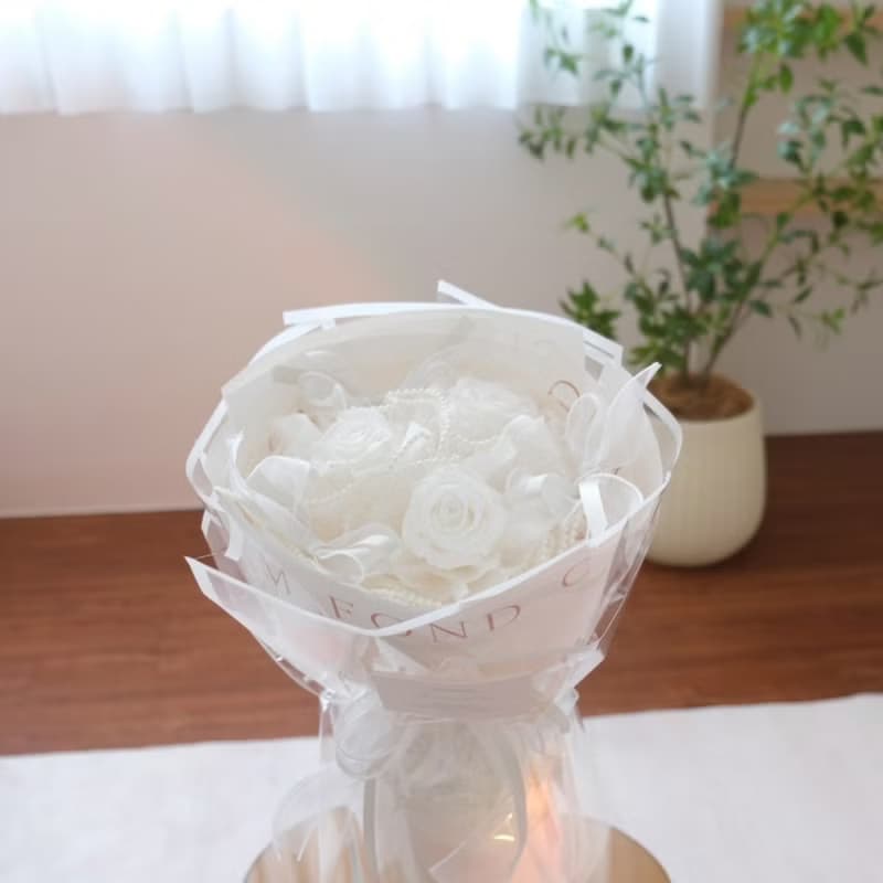 高級感白玫瑰花束 3朵頂級厄瓜多永生玫瑰