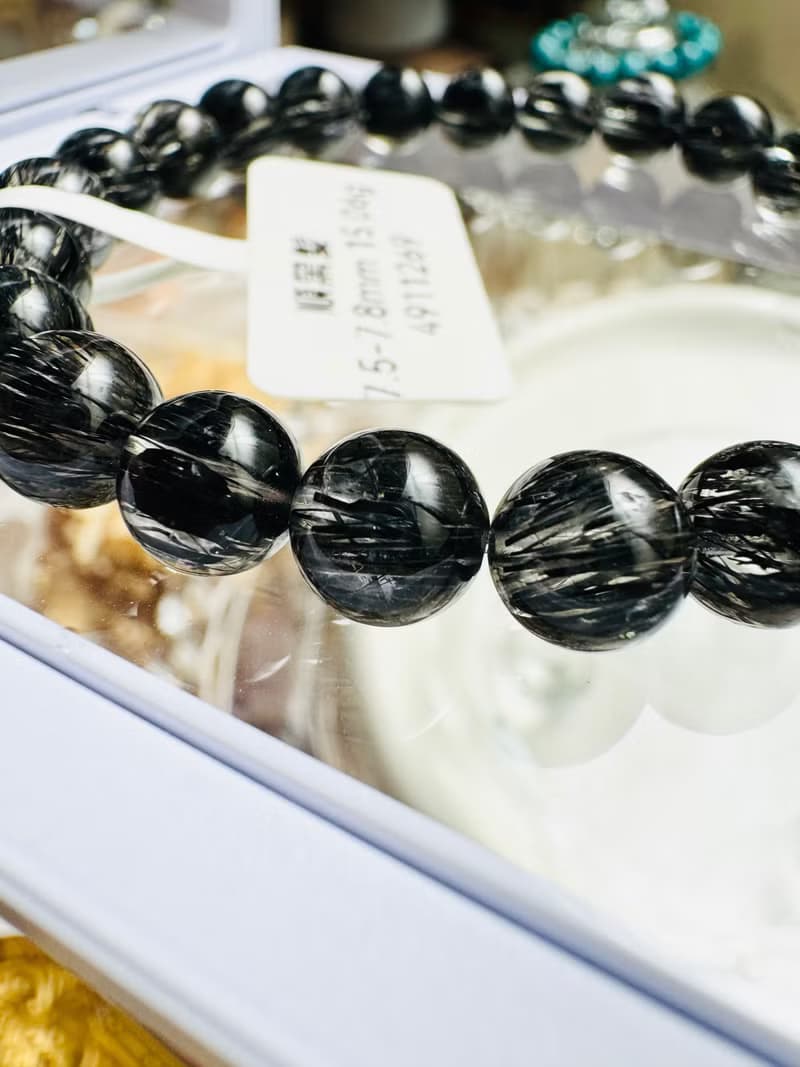 天然順髮黑髮晶7.5-7.8mm15.06g避邪防小人排除負能勇敢跨出困境