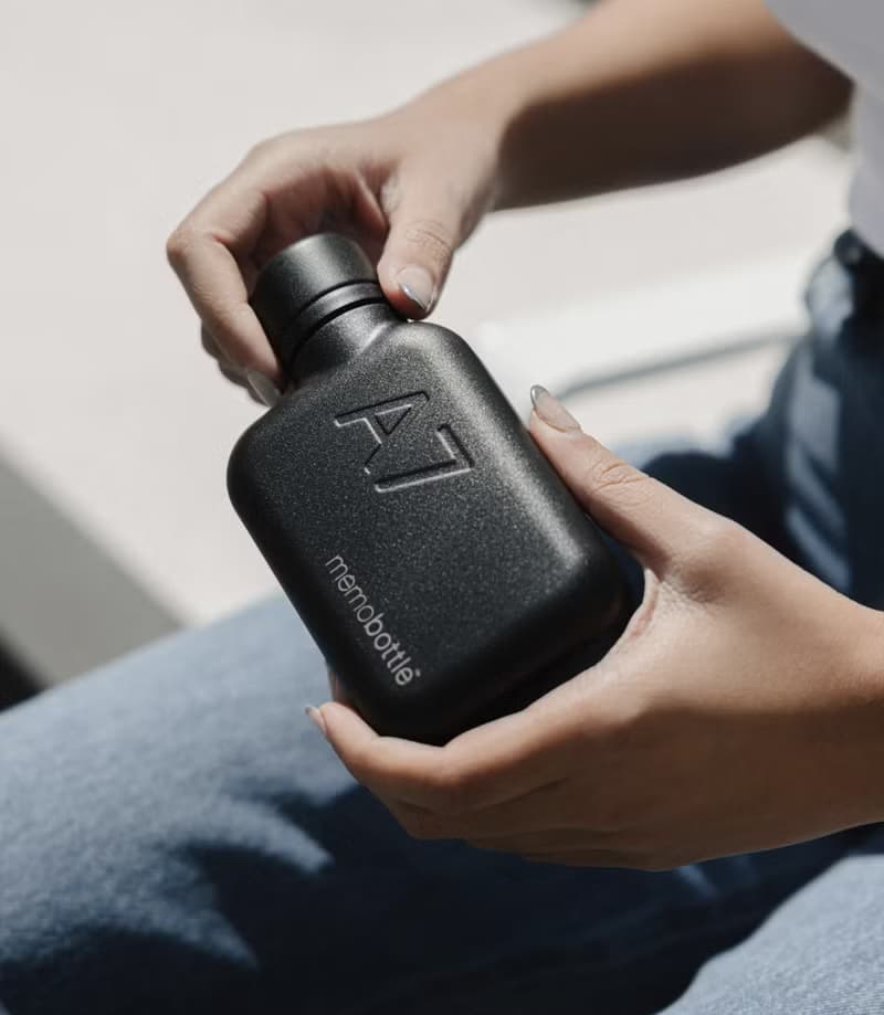 memobottle A7 250ml 不鏽鋼筆記本薄型水壺 (黑色)