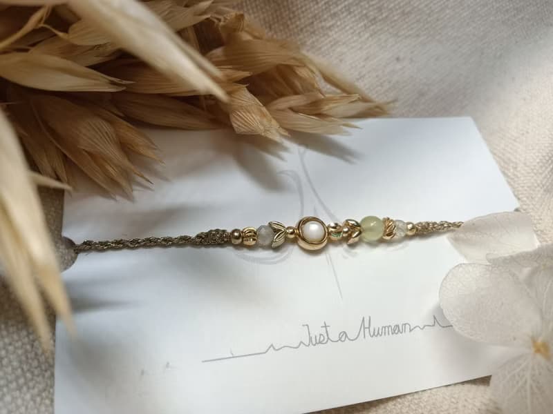 葡萄石 貝殼珠 極細疊戴手繩 水晶編織手環 蠟線抽繩可調節款