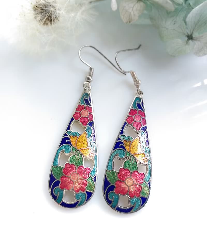 Vintage Jewelry 西洋古董飾品 景泰藍 彩花蝶藍底 耳勾 針式耳環