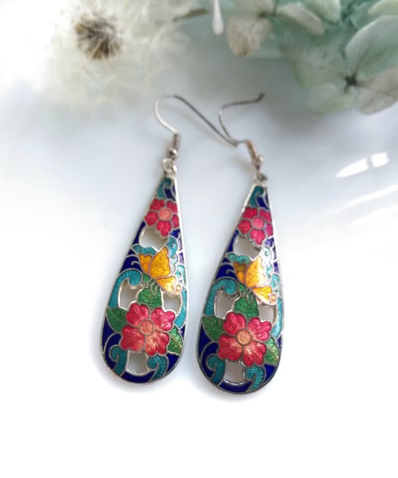 Vintage Jewelry 西洋古董飾品 景泰藍 彩花蝶藍底 耳勾 針式耳環