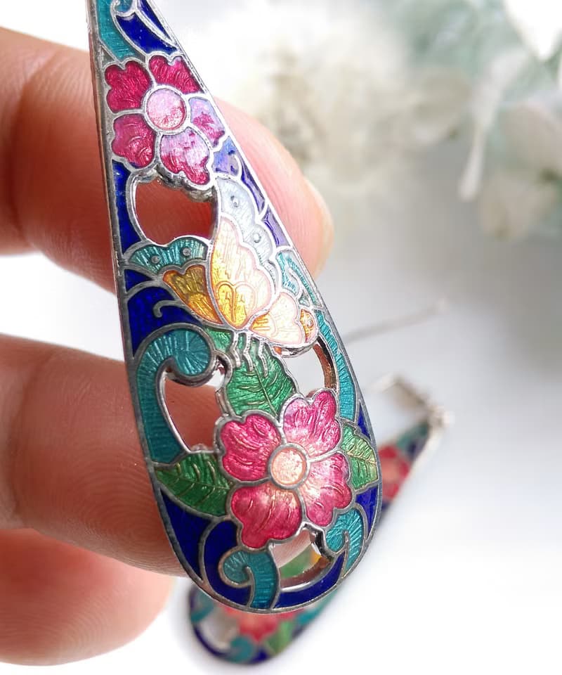 Vintage Jewelry 西洋古董飾品 景泰藍 彩花蝶藍底 耳勾 針式耳環