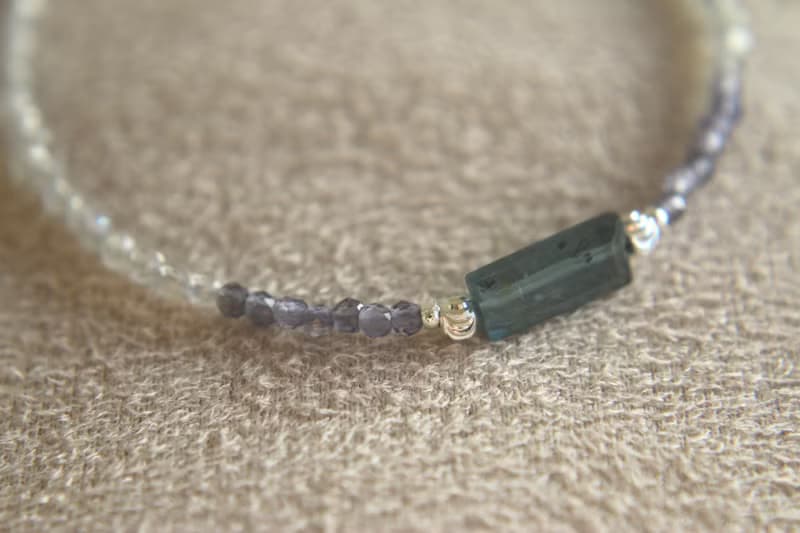 手鍊 藍晶石 菫青石 光譜石 - 意外驚喜 -