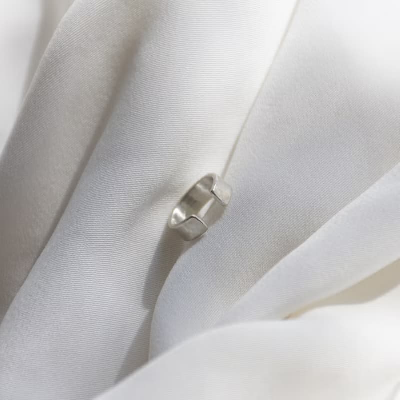 Little Details Of The Day | 輕扣耳骨夾 三色 - 單只販售