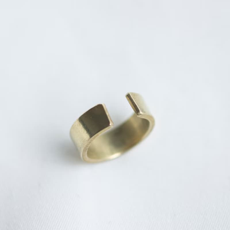 Little Details Of The Day | 輕扣耳骨夾 三色 - 單只販售