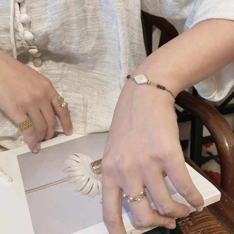 老林雜貨 | 大氣優雅變形珍珠手鍊