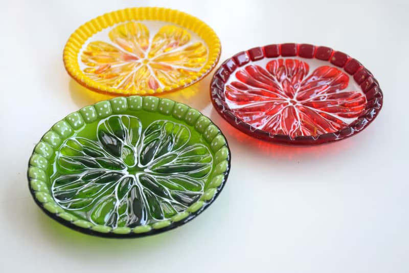 Small decorative fused glass plates for sweets - Dessert handmade plates