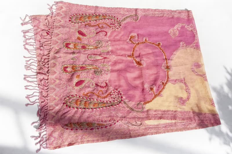 喀什米爾Cashmere/水煮羊毛披肩/針織圍巾/刺繡圍巾/羊絨披巾-花
