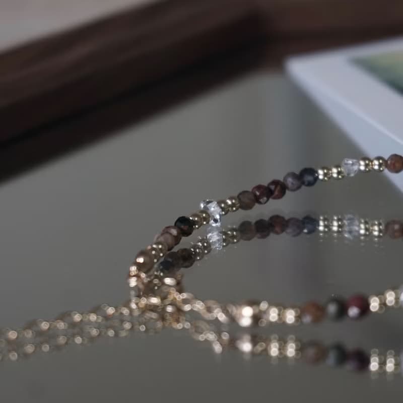 ll 深夜石語 ll 彼得石 赫基蒙 天然石 14kgf 手環 BR-00047