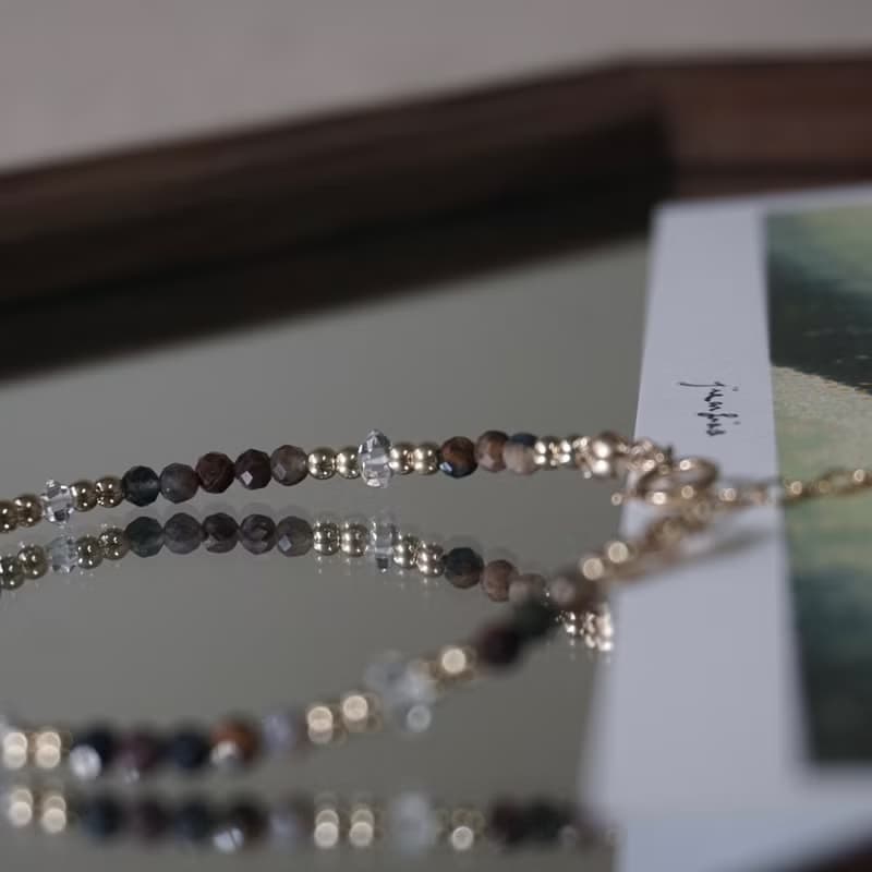 ll 深夜石語 ll 彼得石 赫基蒙 天然石 14kgf 手環 BR-00047