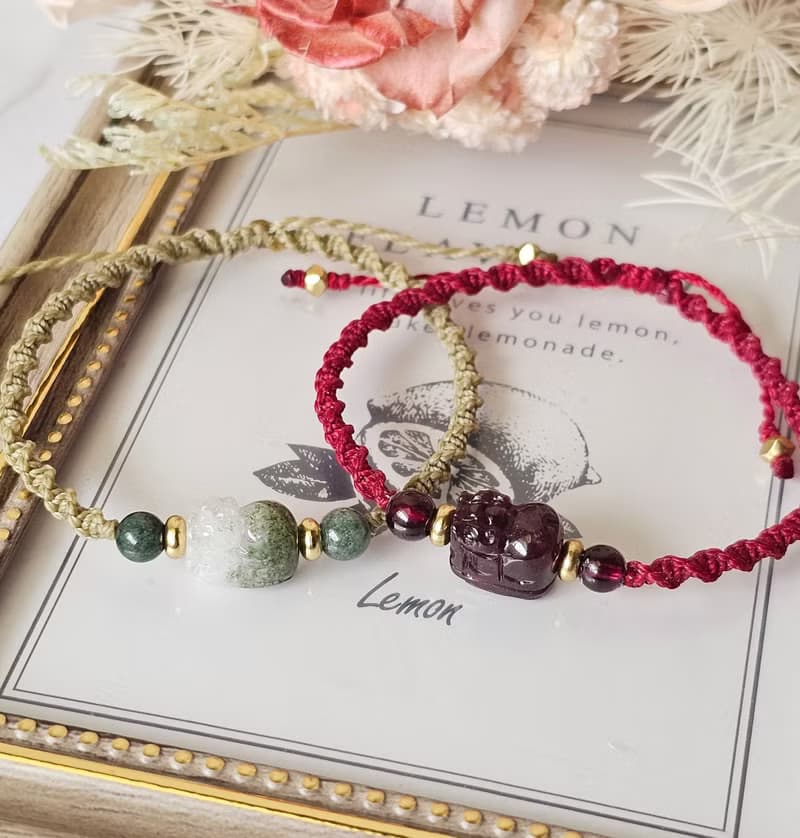森焰-蠟線貔貅手鍊-水晶蠟線/綠幽靈聚寶盆貔貅/紅石榴貔貅/招財