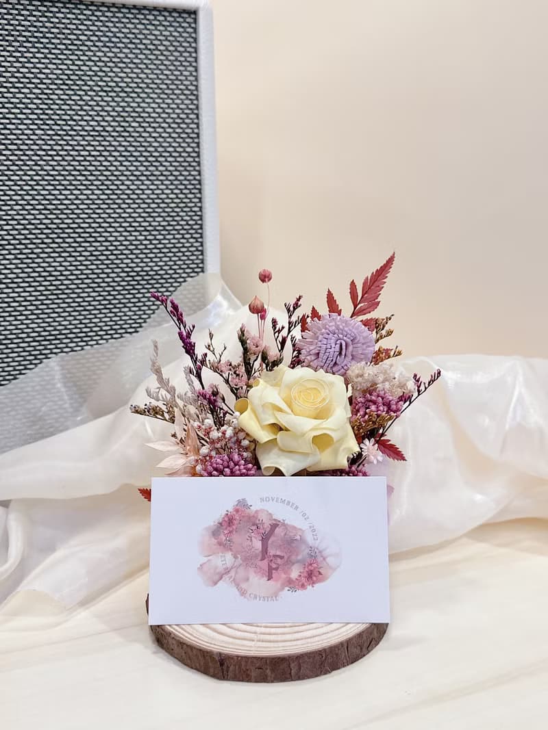 【蕓椛閣花藝手作】送禮 水晶花 名片單座