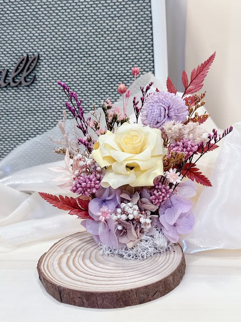 【蕓椛閣花藝手作】送禮 水晶花 名片單座