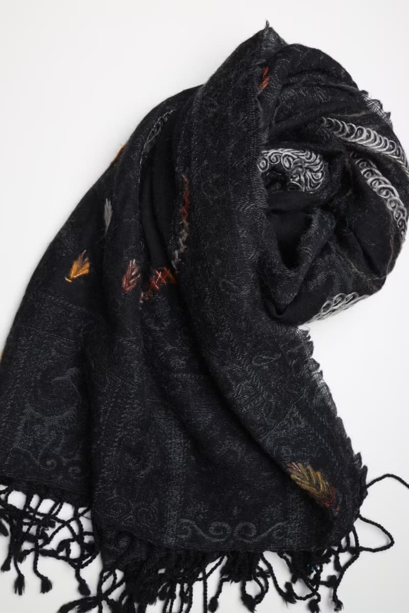 【畢業禮物】喀什米爾水煮羊毛手工刺繡圍巾披肩純黑色拼薄紗毛