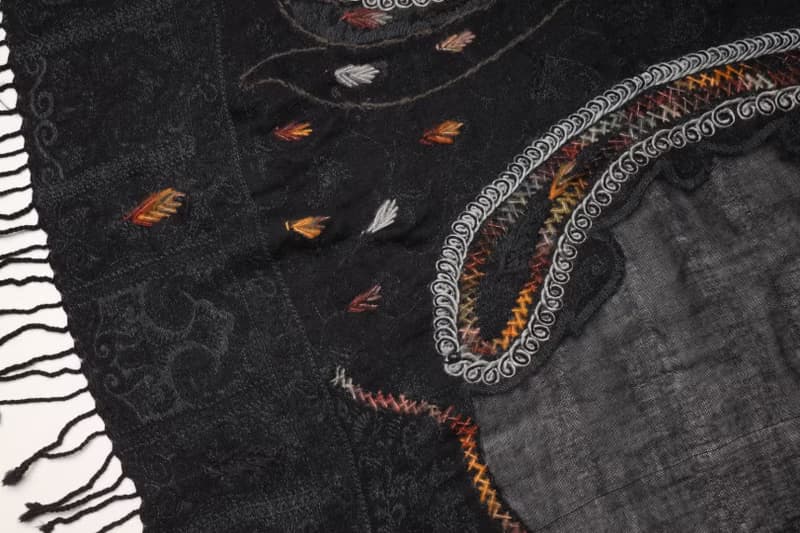 【畢業禮物】喀什米爾水煮羊毛手工刺繡圍巾披肩純黑色拼薄紗毛