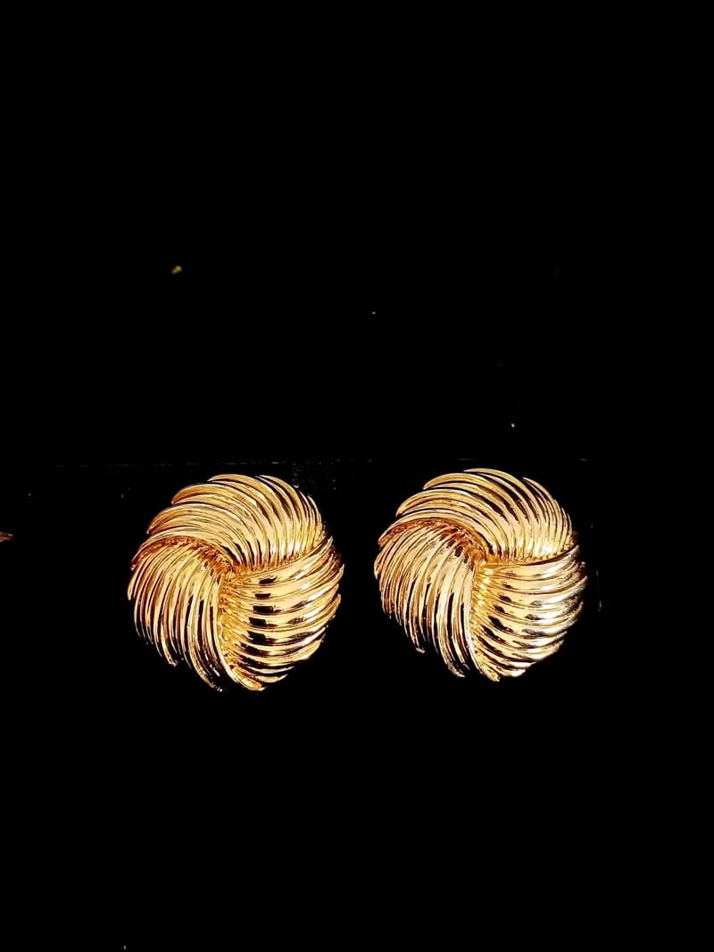vintage jewelry  優雅亮金羽翼 夾式耳環