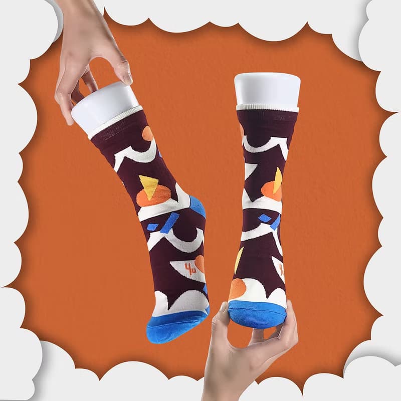 酸雨 棉質中筒襪 - 襪子 - 巧克力