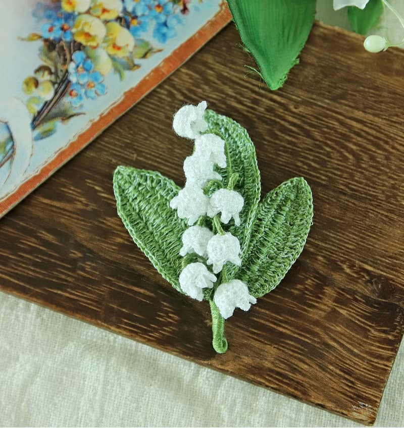 鈴蘭胸針 白色 L Size 禮盒 鉤針編織  生日/結婚禮物