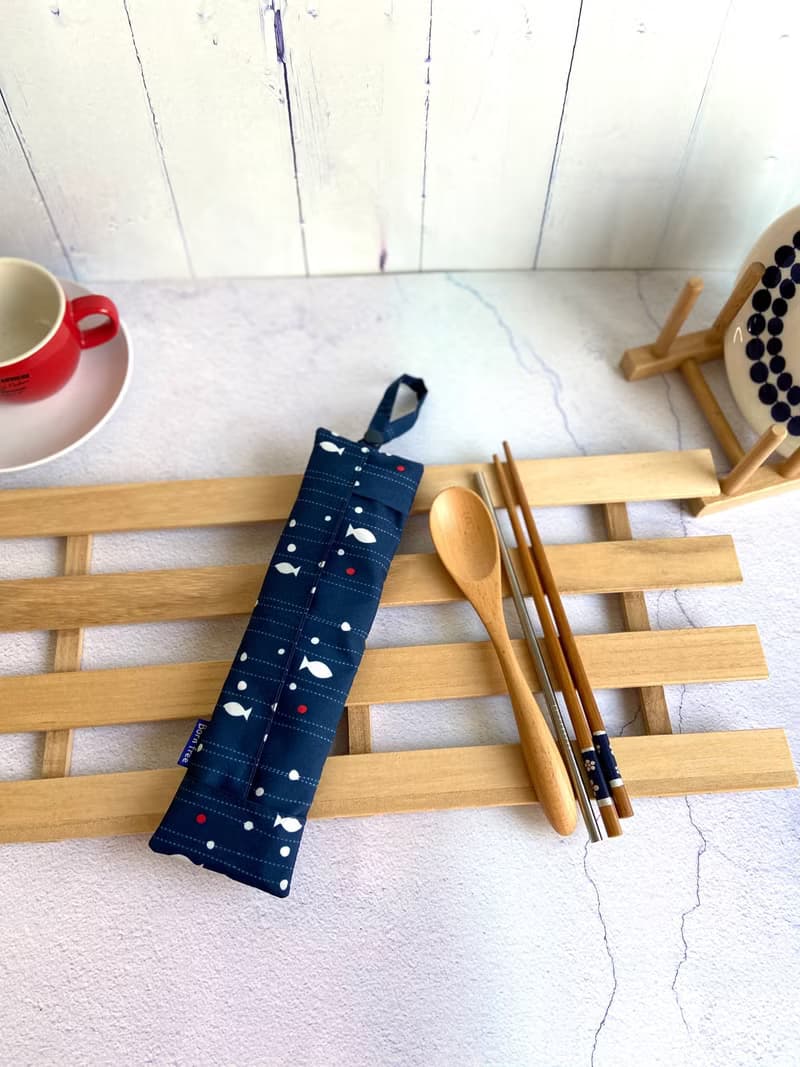 小魚輕巧防水餐具袋 環保 好收納 易清洗