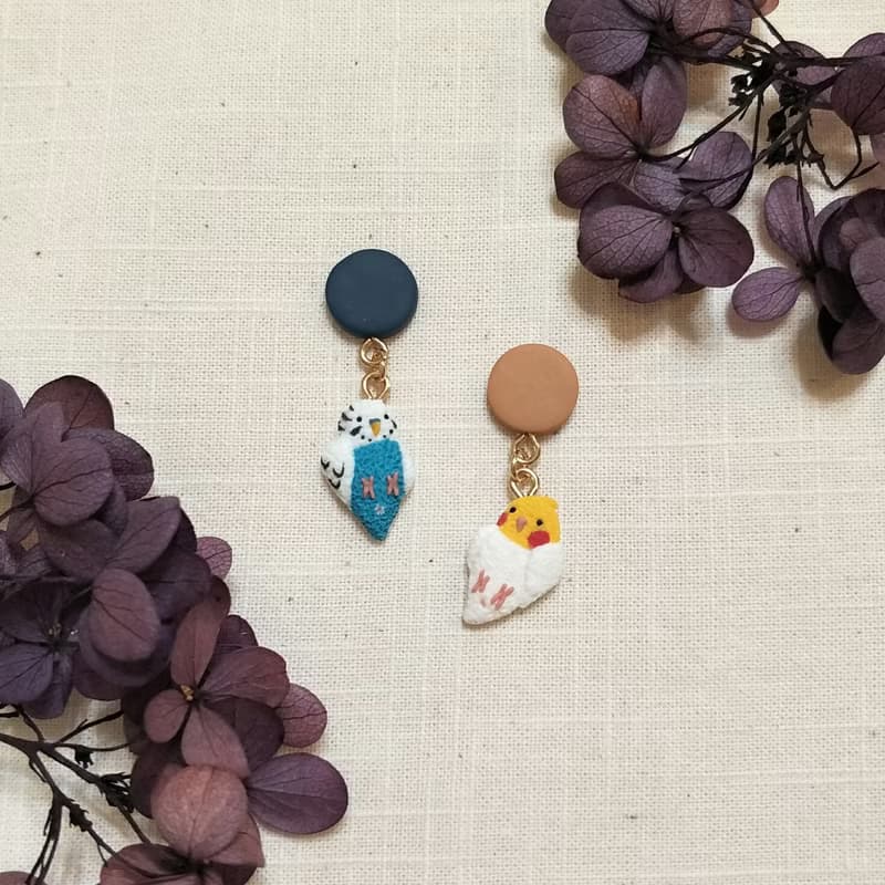 【小鳥躺躺】虎皮鸚鵡 鳥耳環 鸚鵡耳環 軟陶耳環/耳夾