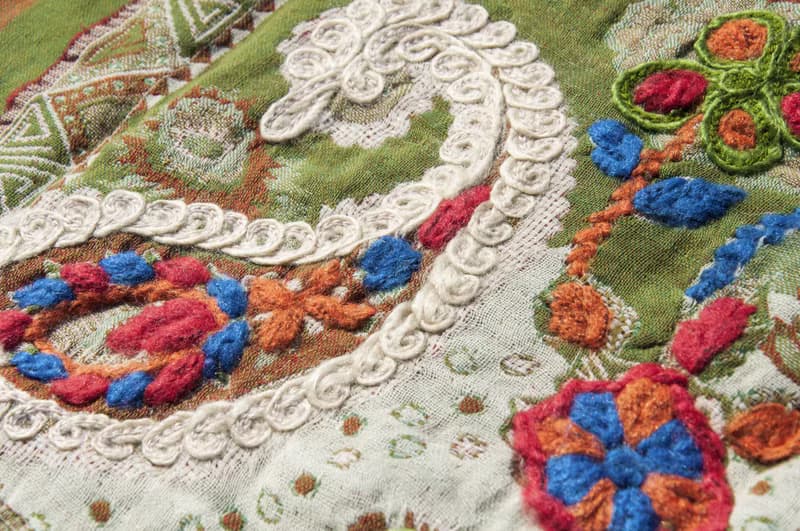 水煮羊毛披肩/針織圍巾/刺繡圍巾/羊絨披巾/喀什米爾Cashmere-花