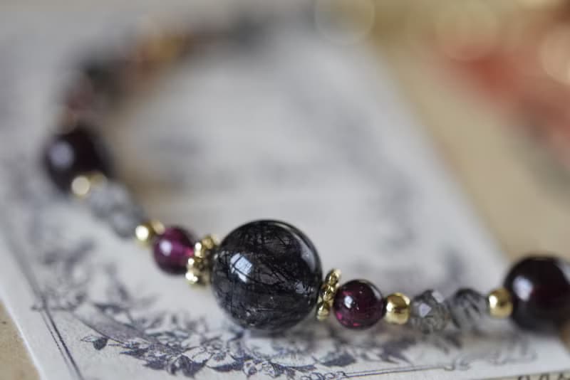 炯炯。黑髮晶 石榴石14KGP 天然石水晶 手鍊