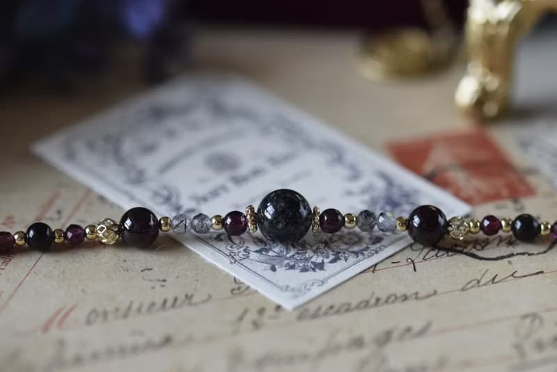 炯炯。黑髮晶 石榴石14KGP 天然石水晶 手鍊