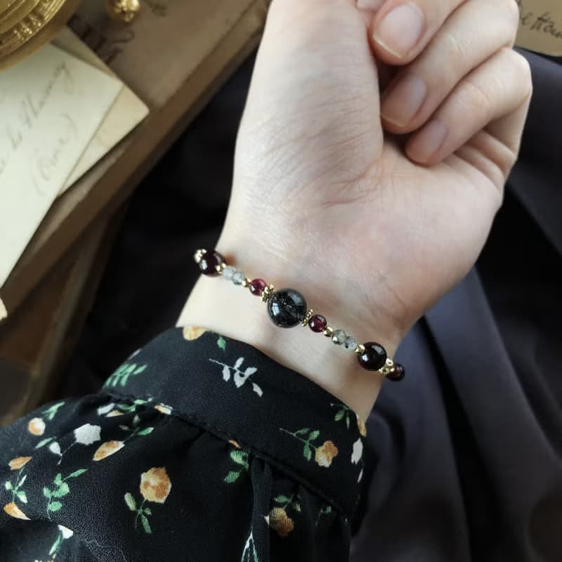 炯炯。黑髮晶 石榴石14KGP 天然石水晶 手鍊