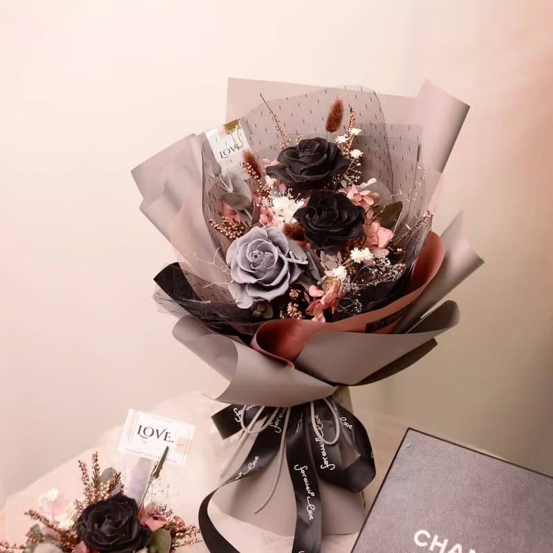 【韓式】時尚個性黑激情紅 永生花 乾燥花花束 / 生日 告白 求婚