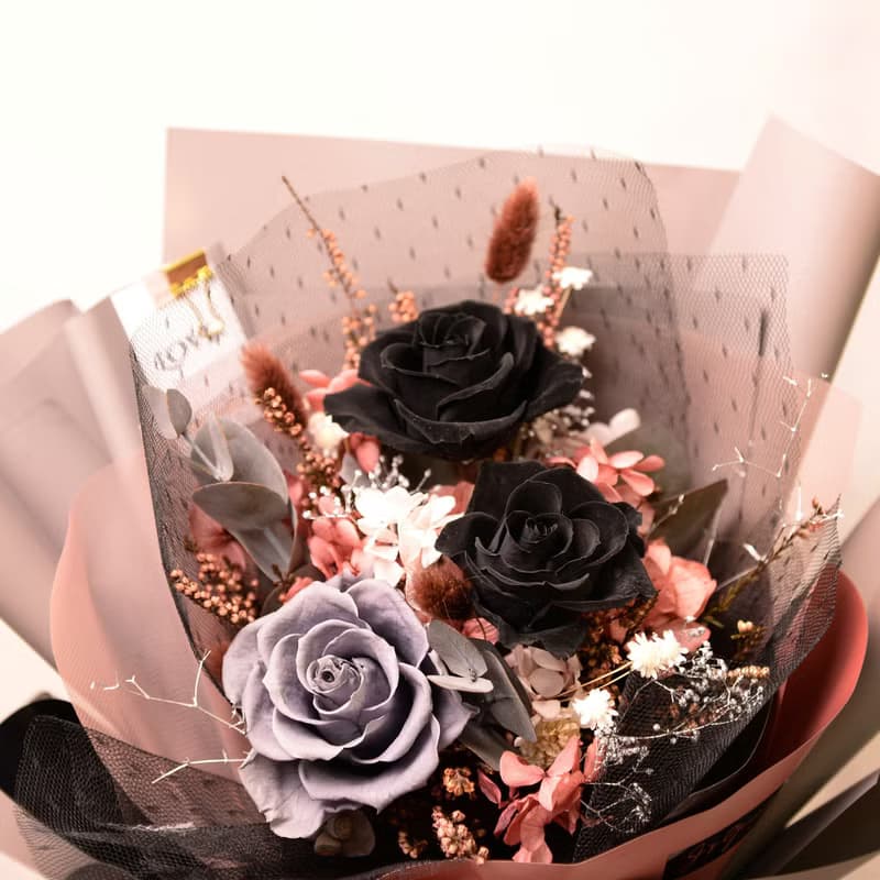 【韓式】時尚個性黑激情紅 永生花 乾燥花花束 / 生日 告白 求婚