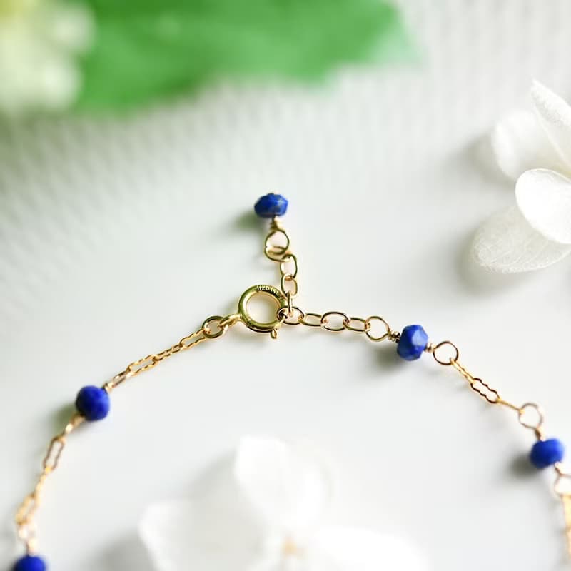 幸運と成功運UP、成功へ導く　ラピスラズリとデザインチェーンのブレスレット  12月誕生石