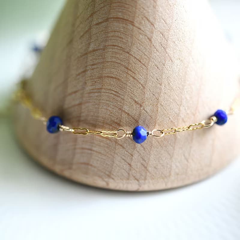幸運と成功運UP、成功へ導く　ラピスラズリとデザインチェーンのブレスレット  12月誕生石