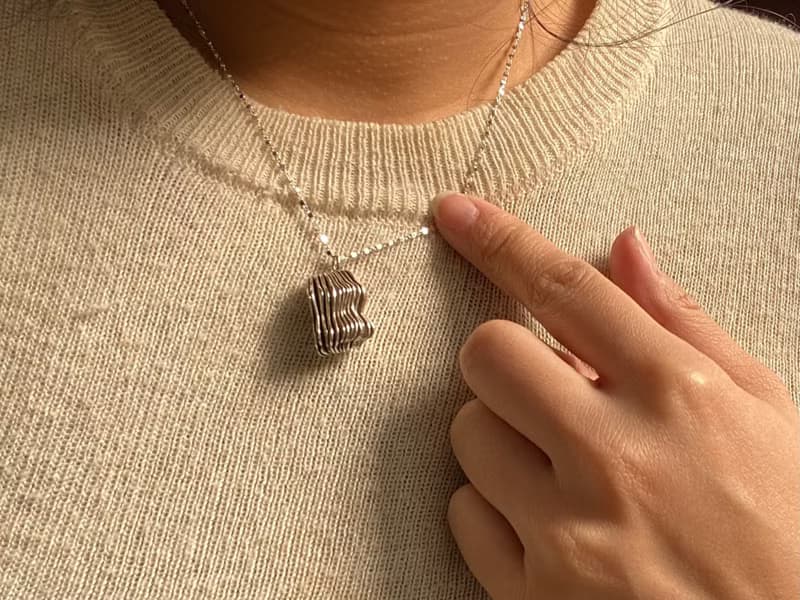 Book Necklace 植物の書本 項鍊