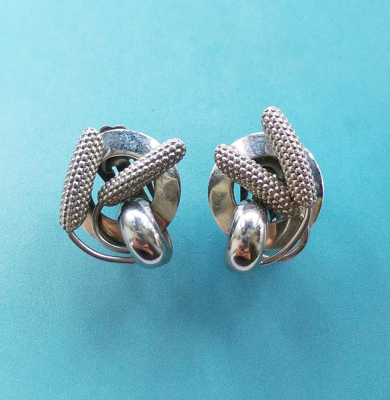 Vintage Jewelry 西洋古董飾品 立體麥穗 銀色調 夾式耳環