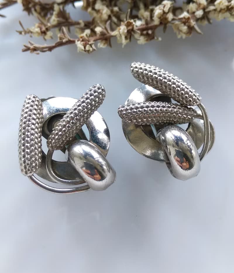 Vintage Jewelry 西洋古董飾品 立體麥穗 銀色調 夾式耳環