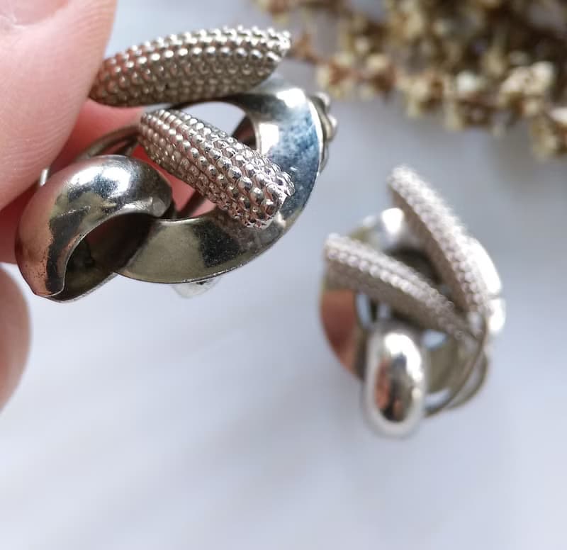 Vintage Jewelry 西洋古董飾品 立體麥穗 銀色調 夾式耳環