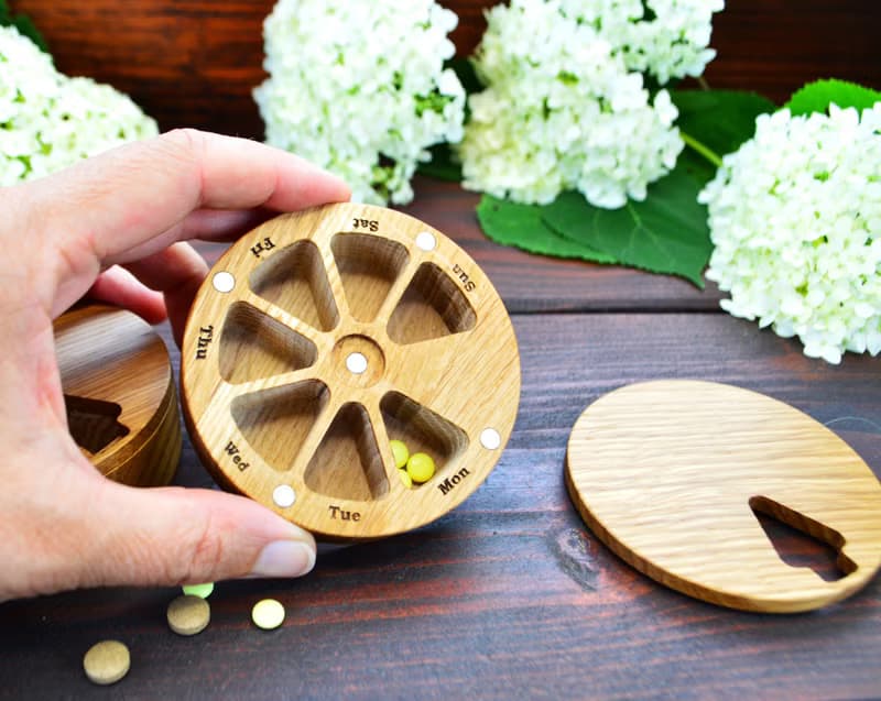 7 Grid Wooden Pill Box, One Week Pill Holder, Organize Storage Pill Container