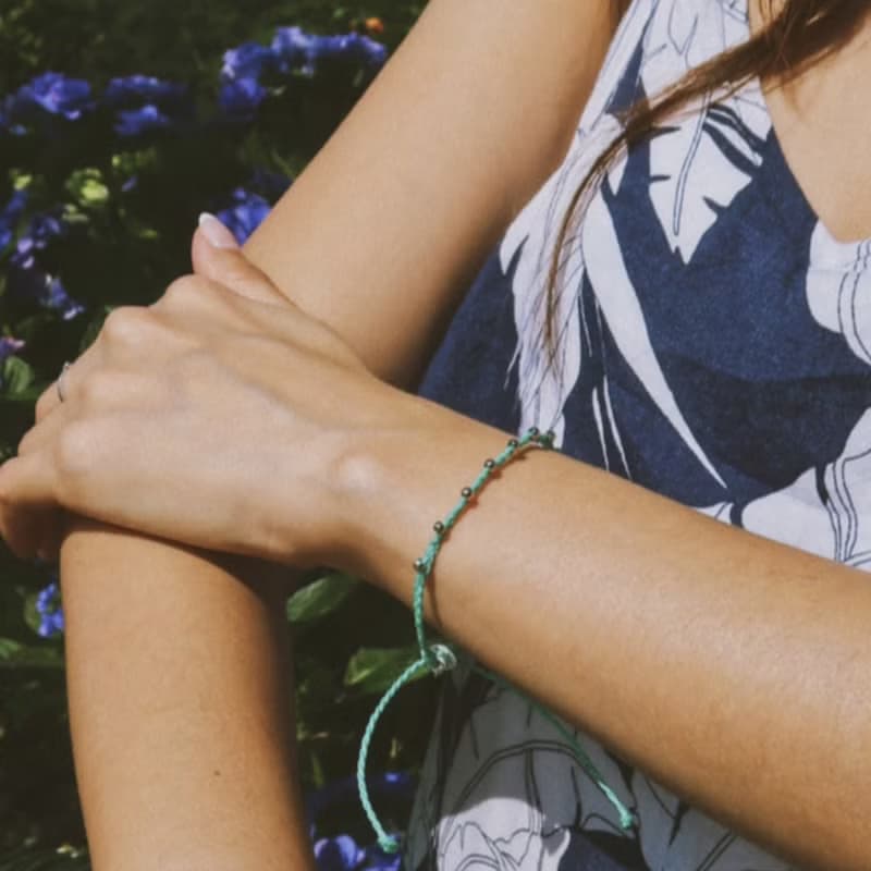 環綠藤珠珠編織衝浪手環 GREEN LEAVES BEAD