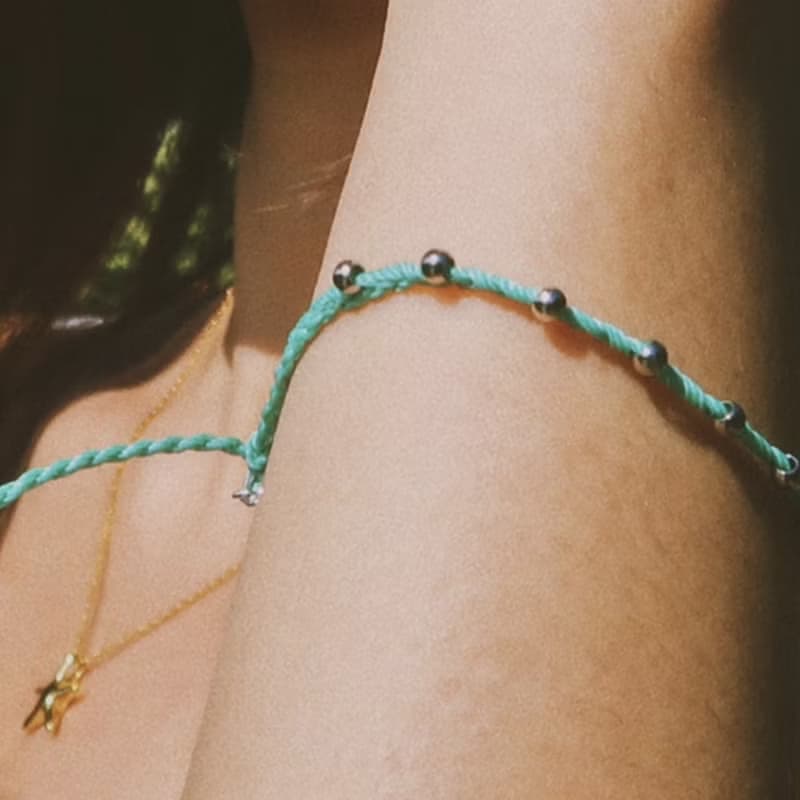 環綠藤珠珠編織衝浪手環 GREEN LEAVES BEAD