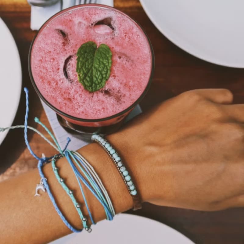 環綠藤珠珠編織衝浪手環 GREEN LEAVES BEAD