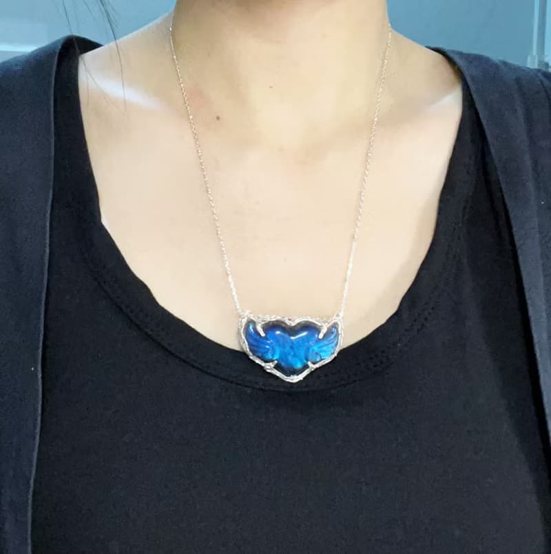 純手工銀繞線雕刻愛心翅膀吊墜