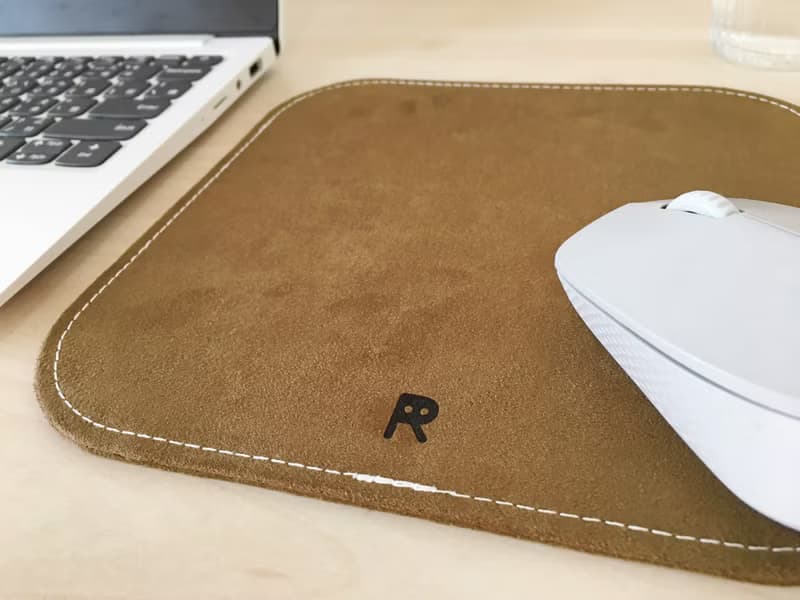 親膚滑鼠墊_巧克力色麂皮布x可水洗牛皮紙