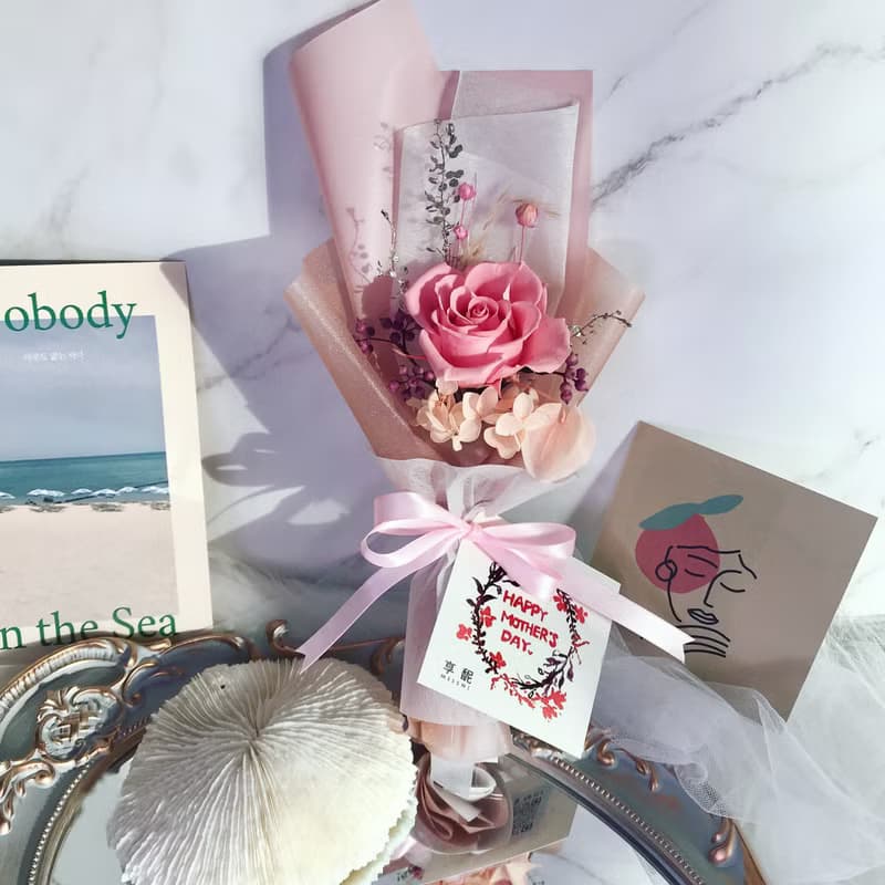 玫瑰永生花 迷你花束 / 生日 / 情人節 / 畢業