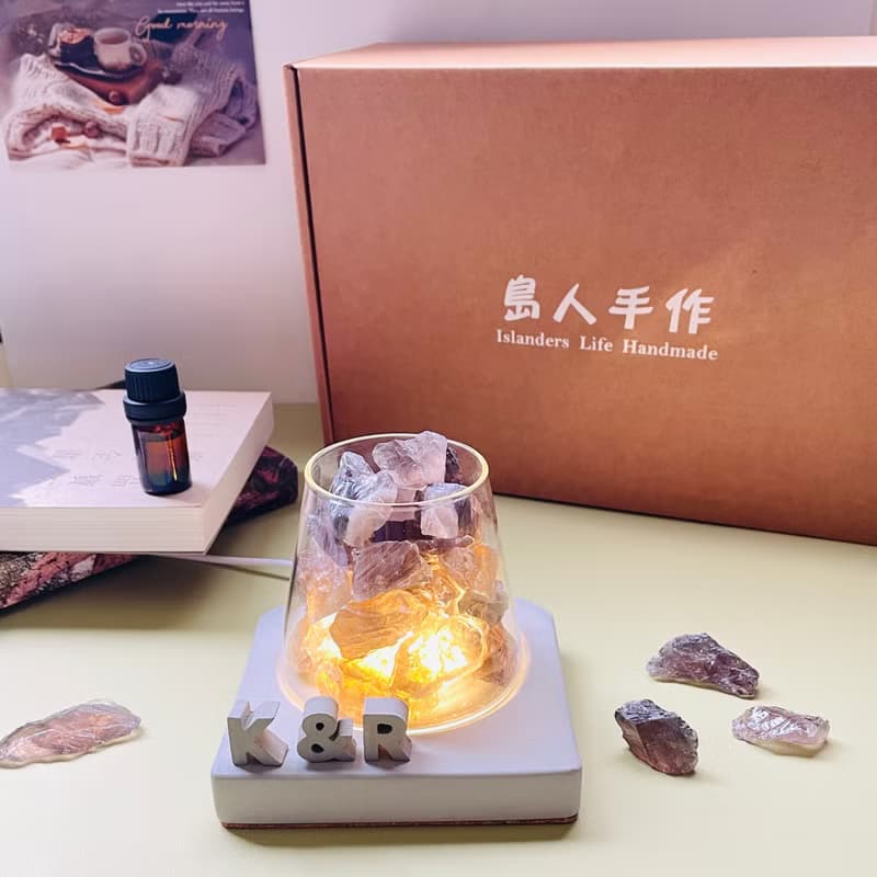 能量擴香水晶山【茶水晶的能量與勇氣】水晶禮盒-(水泥字要加購)