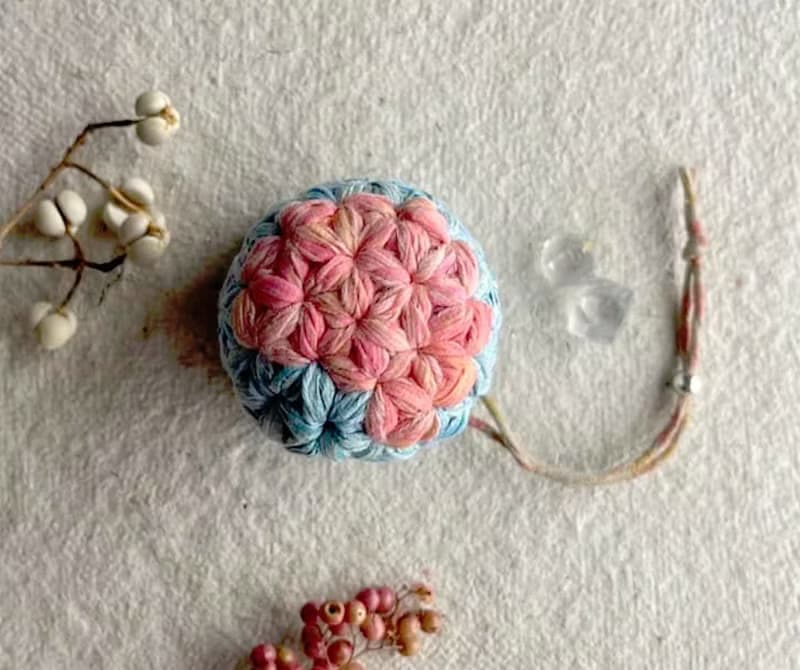 Knitting 生命之花束口御守 - 我中有你 稍高款