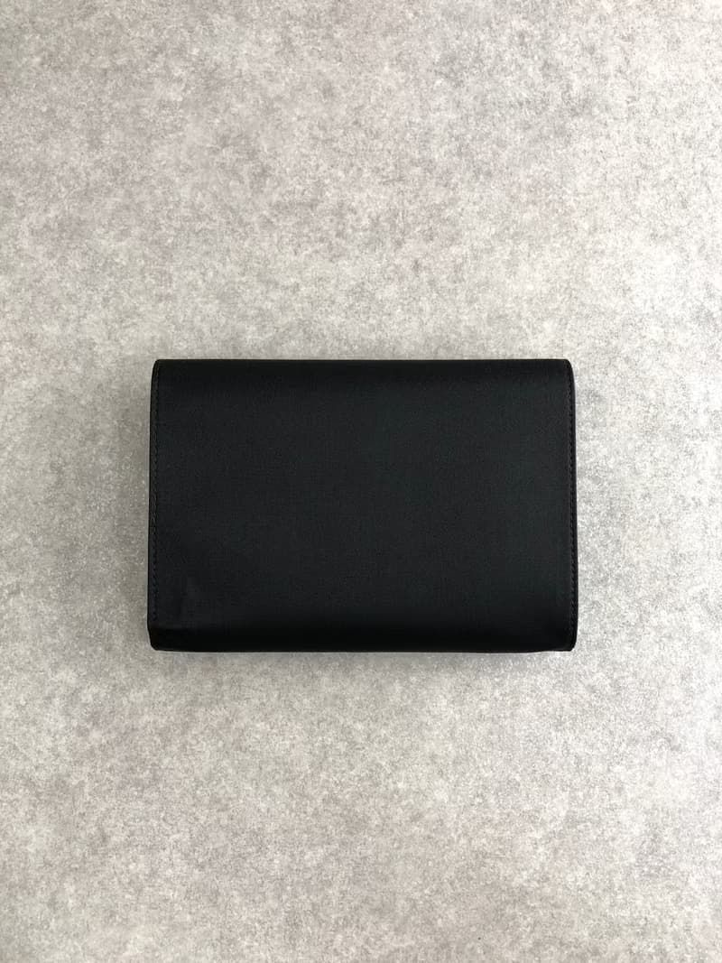 【 日本直送　名牌中古包 】PRADA プラダ 財布 ブラック トライアングルロゴ ナイロン 三つ折り財布 vintage ヴィンテージ オールド kiyi6h